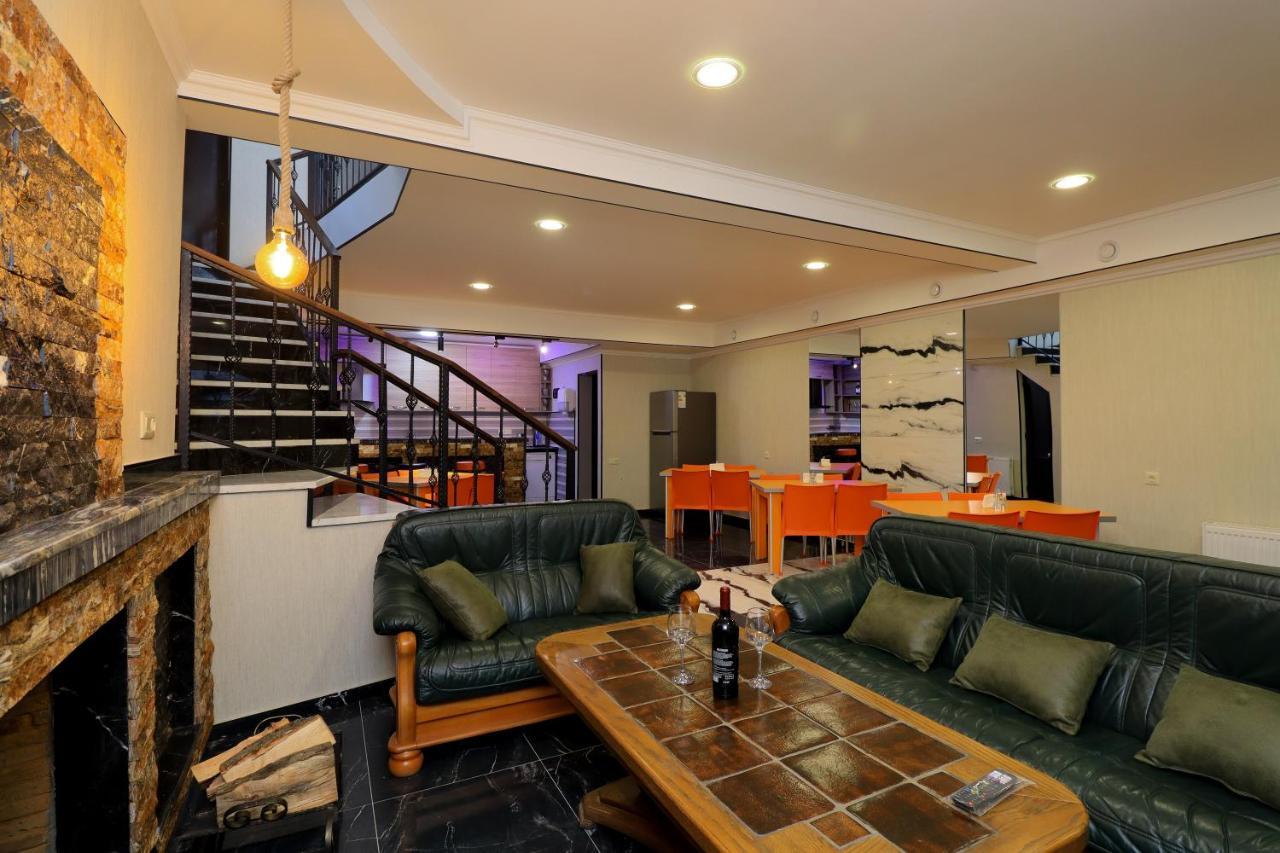 Hotel Evergreen Боржоми Екстериор снимка