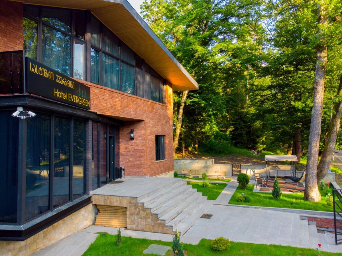 Hotel Evergreen Боржоми Екстериор снимка