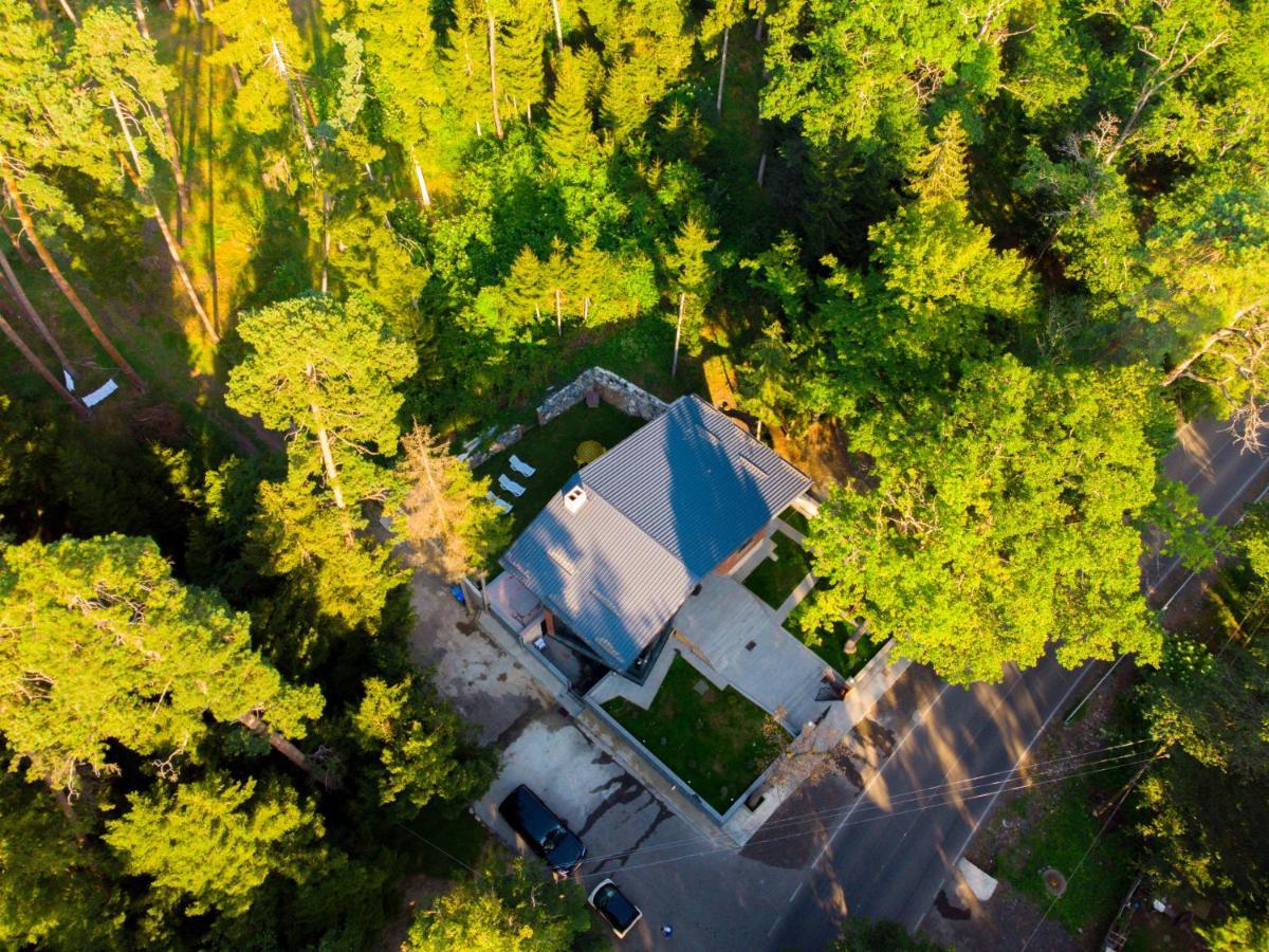 Hotel Evergreen Боржоми Екстериор снимка