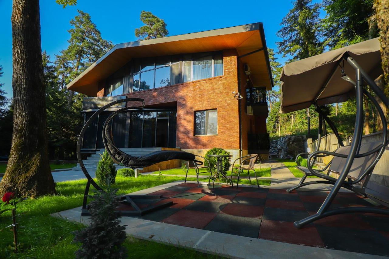 Hotel Evergreen Боржоми Екстериор снимка