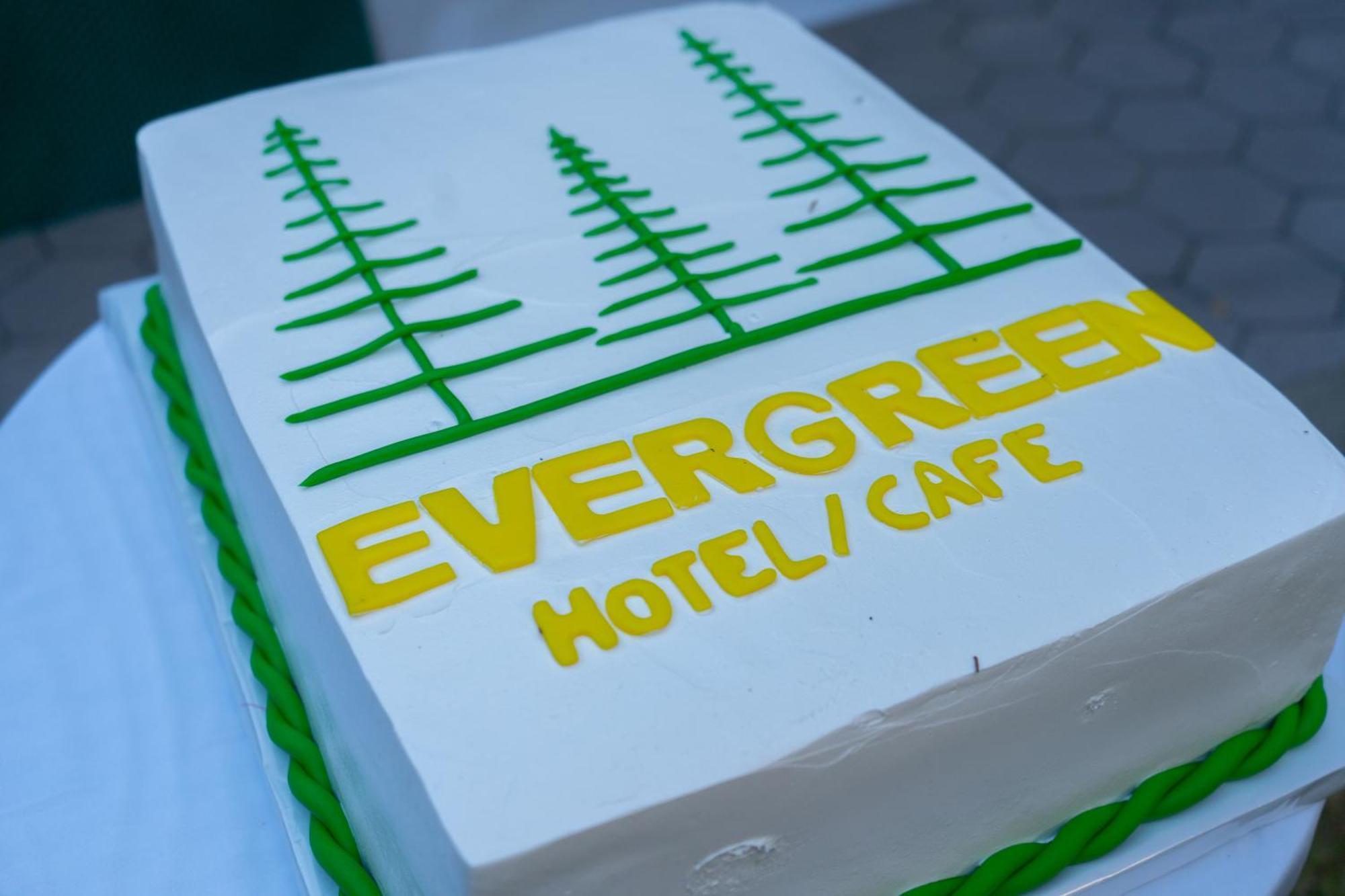 Hotel Evergreen Боржоми Екстериор снимка