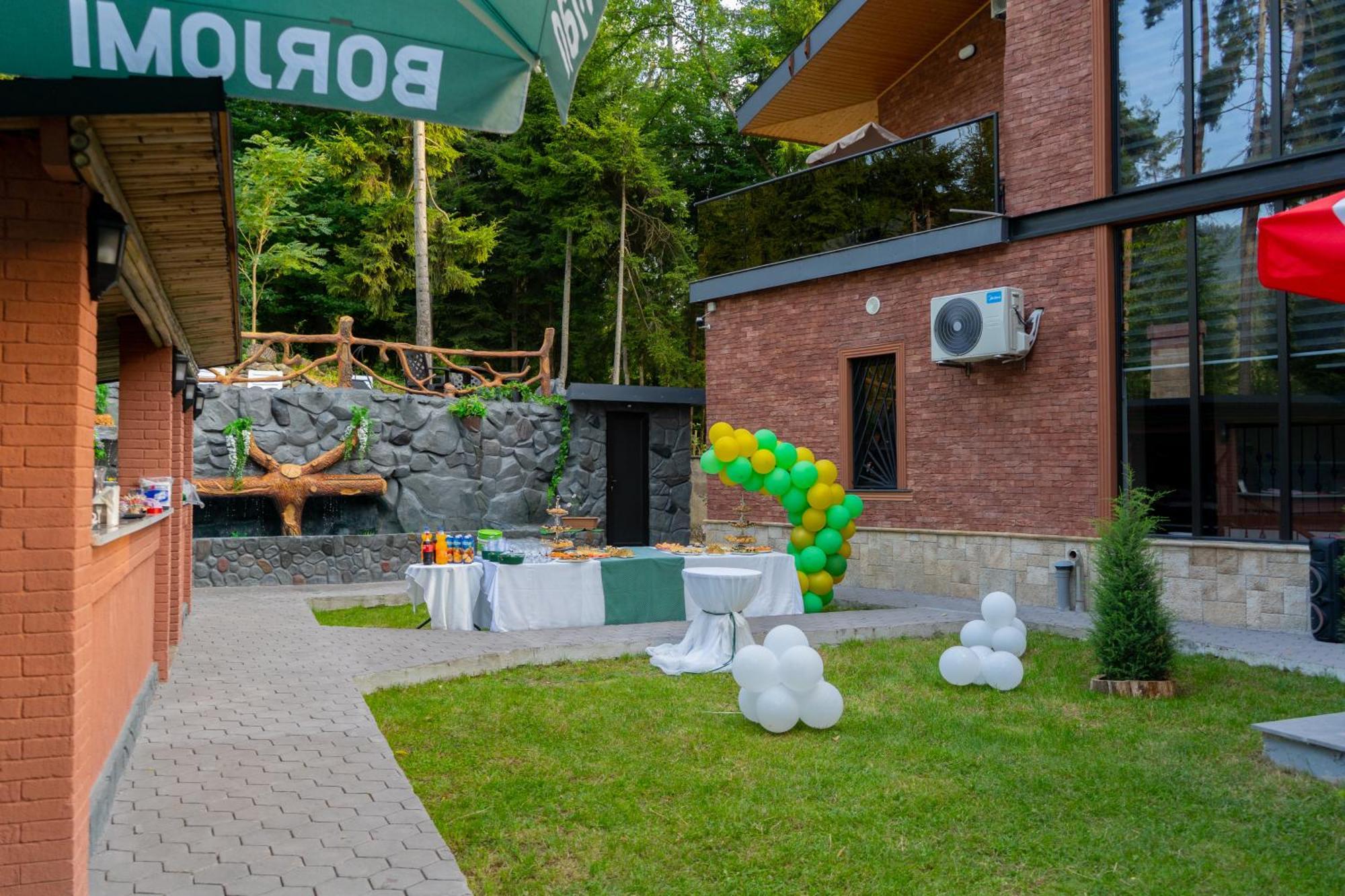 Hotel Evergreen Боржоми Екстериор снимка